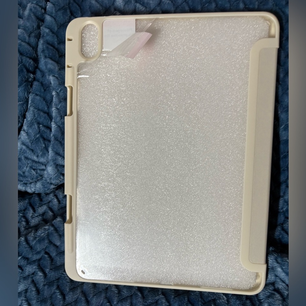 iPad JETech Case - Picture 2 of 7